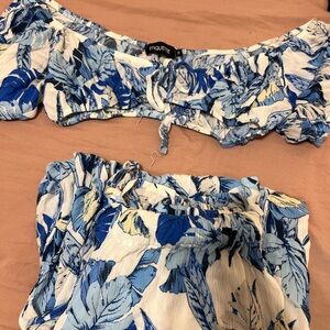 Etiquette Clothiers Blue and White Floral Crop Top